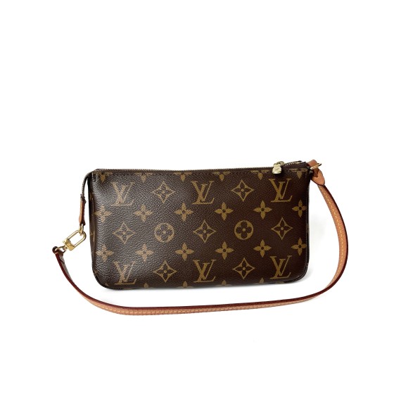 Louis Vuitton Pochette Accessoires in Monogram Canvas